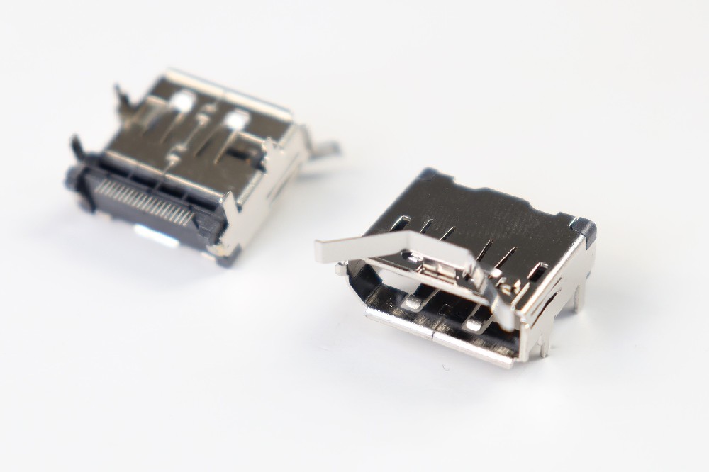 Displayport2.0 Rec. SMT with EMI Spring